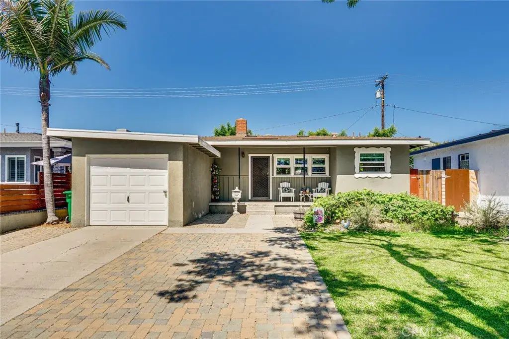 3513 Gondar Avenue, Long Beach