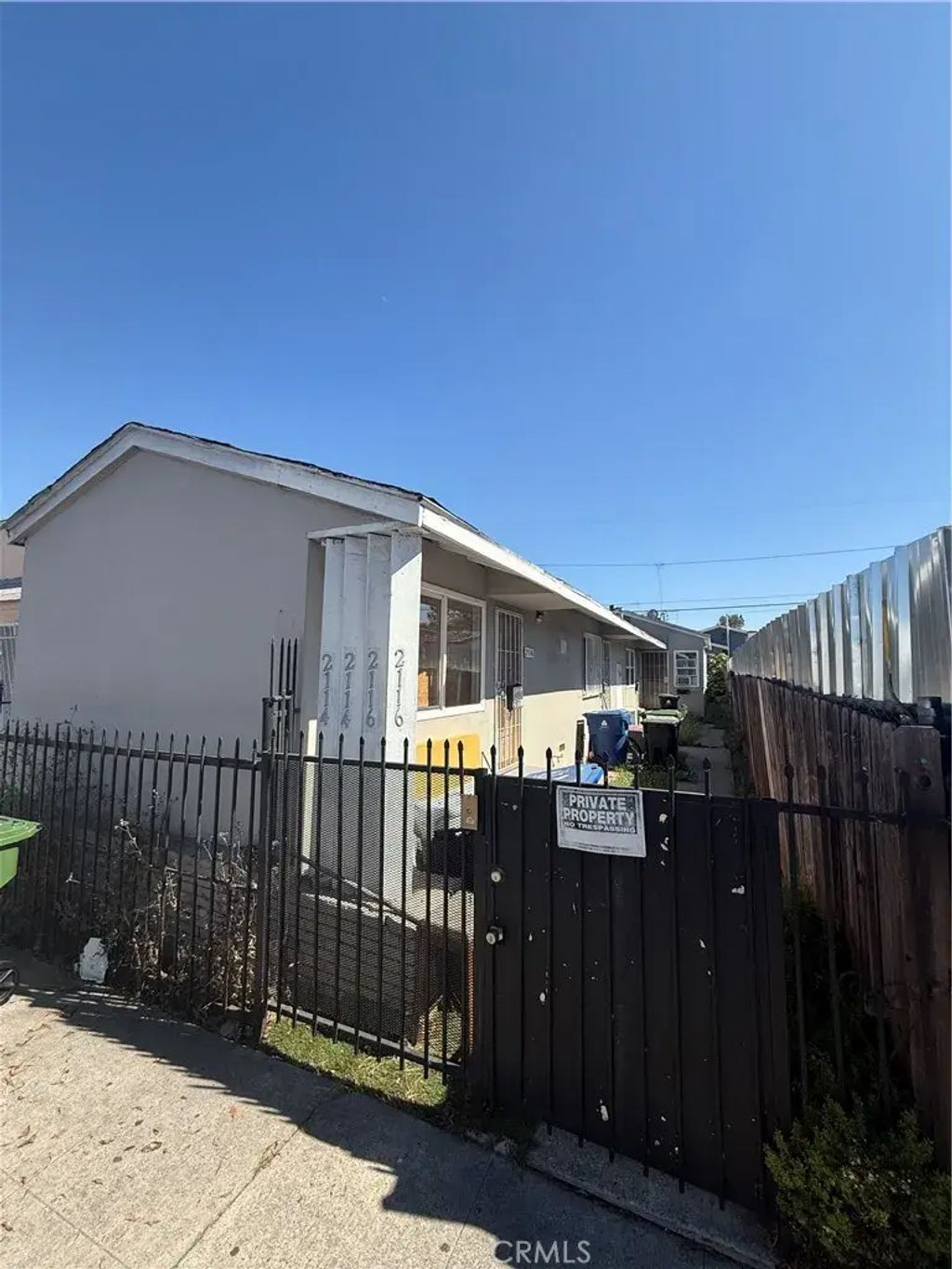 2114 W Florence Avenue, Los Angeles