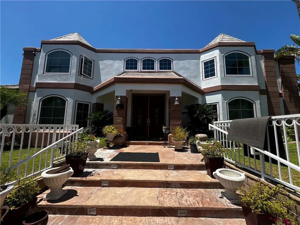 2720 N Villareal Drive, Orange