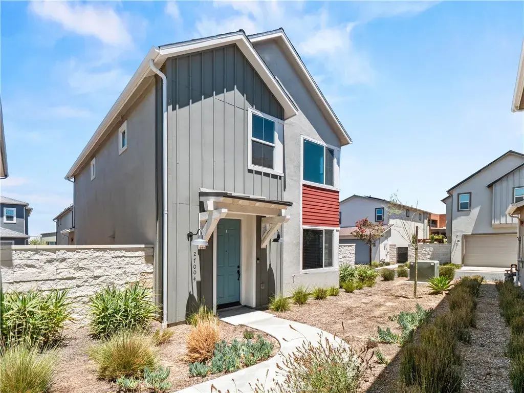 27004 Trail View Ln., Valencia