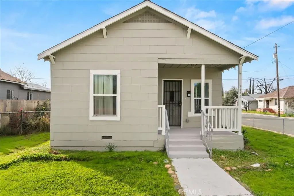 2718 El Noble Avenue, Oroville