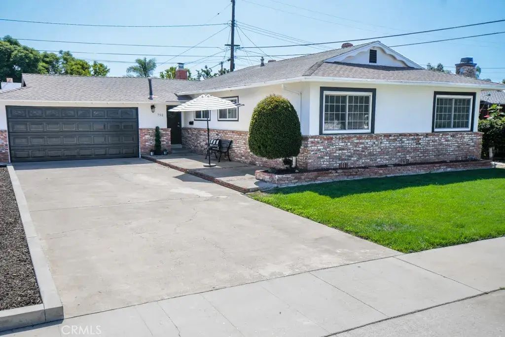 751 N Clinton Street, Orange