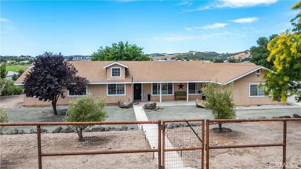 1375 Santa Ysabel Avenue, Paso Robles