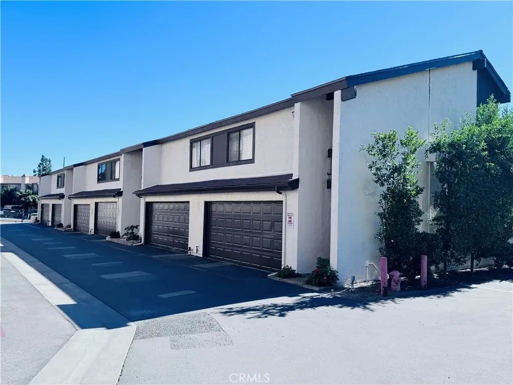 9625 Sylmar Avenue 29, Panorama City