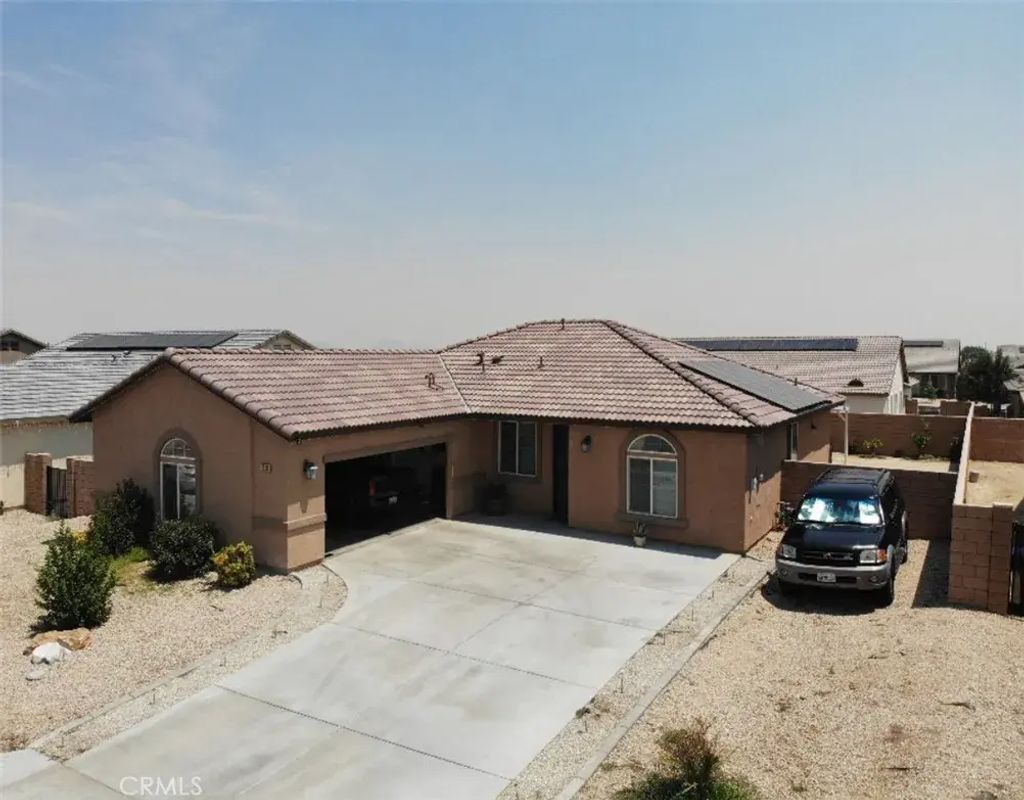 13229 Plaza Laredo Way, Victorville