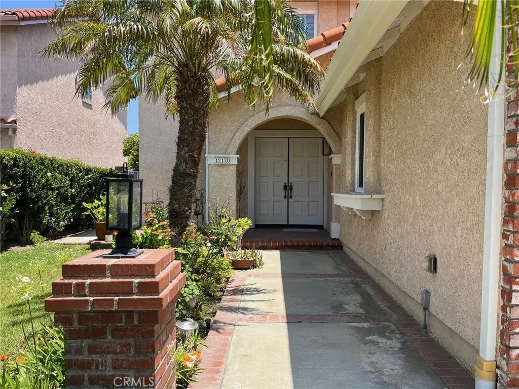 12170 Crystal Ridge Way, Porter Ranch