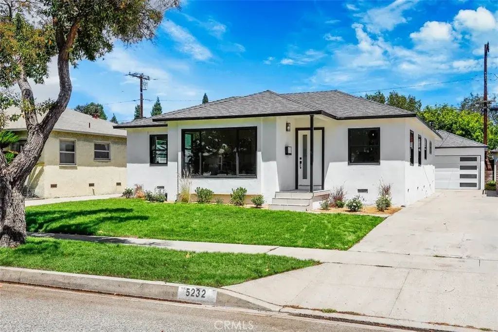 5232 Adenmoor Avenue, Lakewood