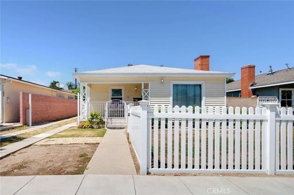 239 E 69th Street, Long Beach