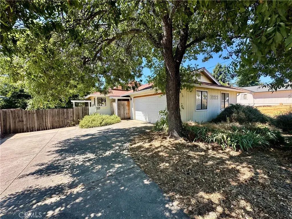 19223 Stonegate Road, Hidden Valley Lake