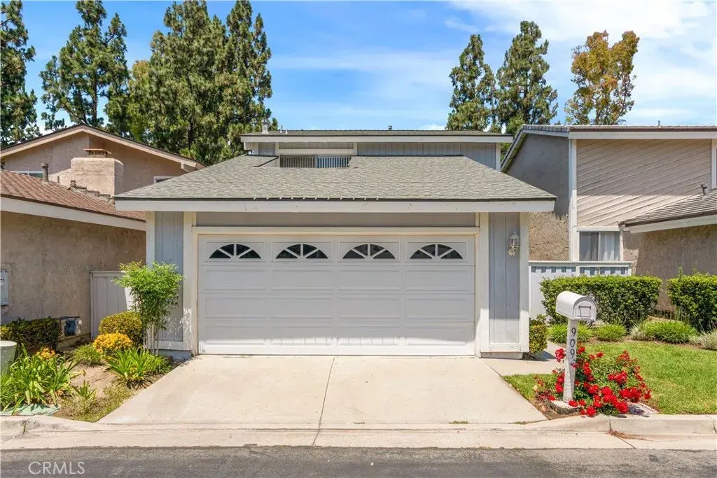 909 S S. Lake Summit Drive, Anaheim Hills