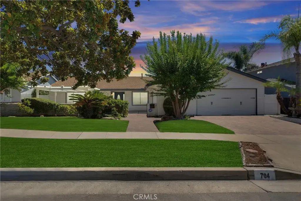 704 E Barkley Avenue, Orange