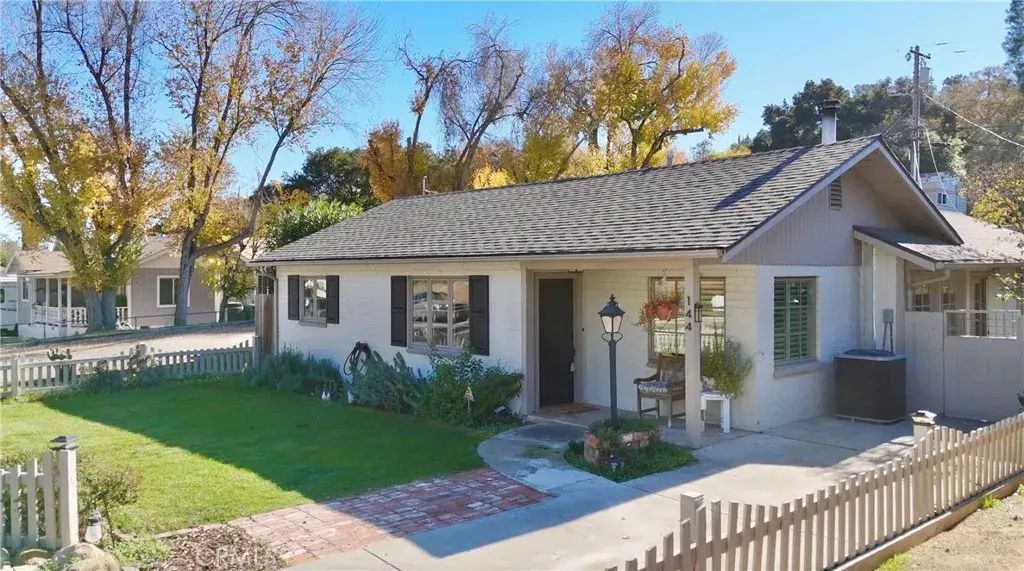 144 12th Street, Paso Robles