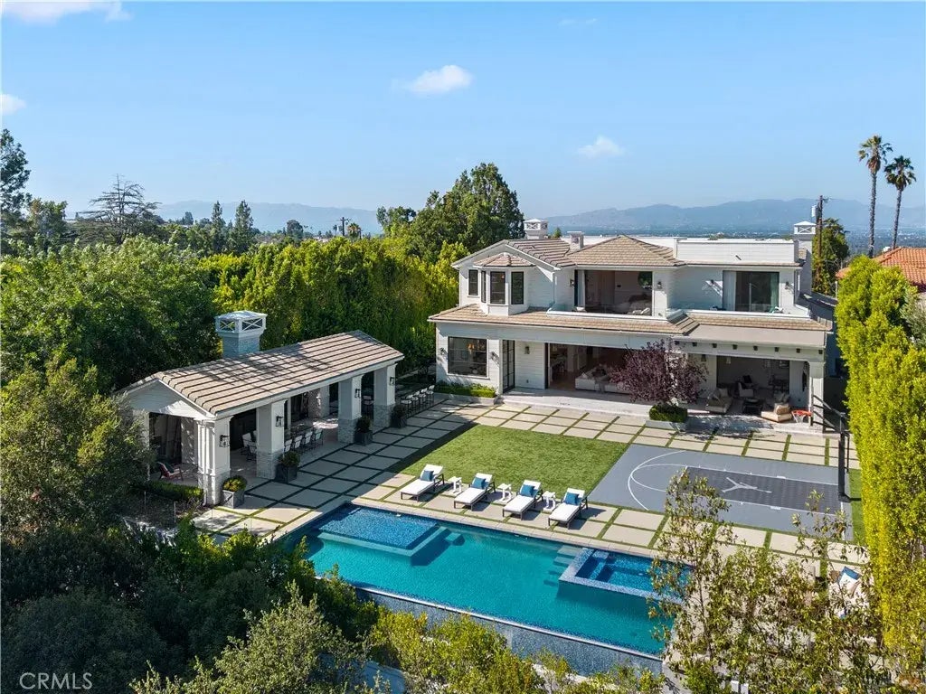 16630 Oldham Place, Encino