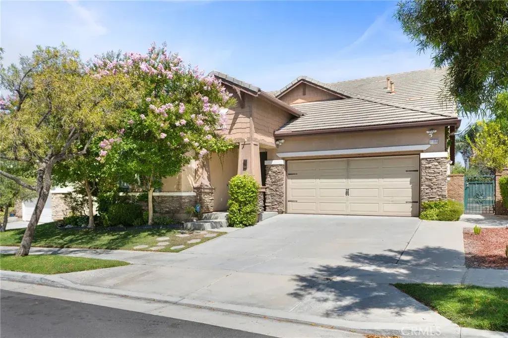 11199 Tesota Loop Street, Corona
