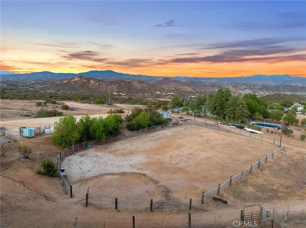 40399 Denise Road, Temecula