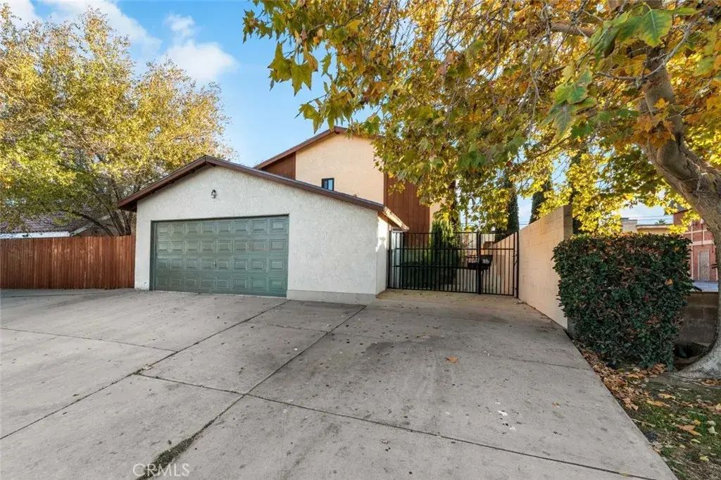 324 E Avenue Q7, Palmdale