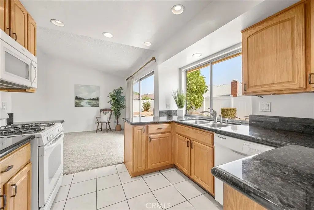 4035 Grimsby Lane, Riverside