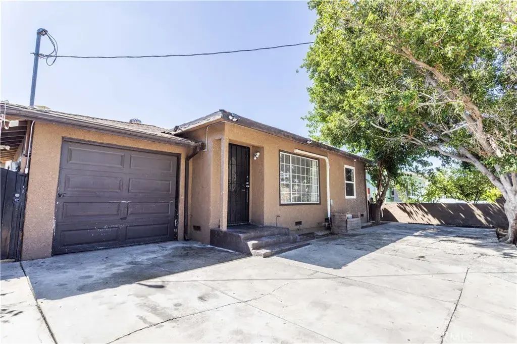 14040 Paxton Street, Pacoima