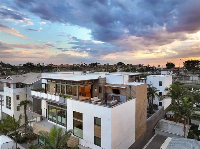 2677 State Street 301, Carlsbad