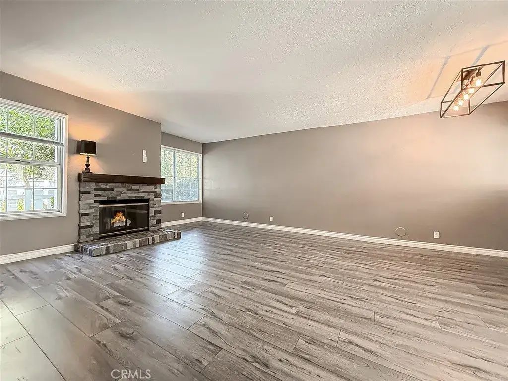 415 Jeremiah Drive B, Simi Valley