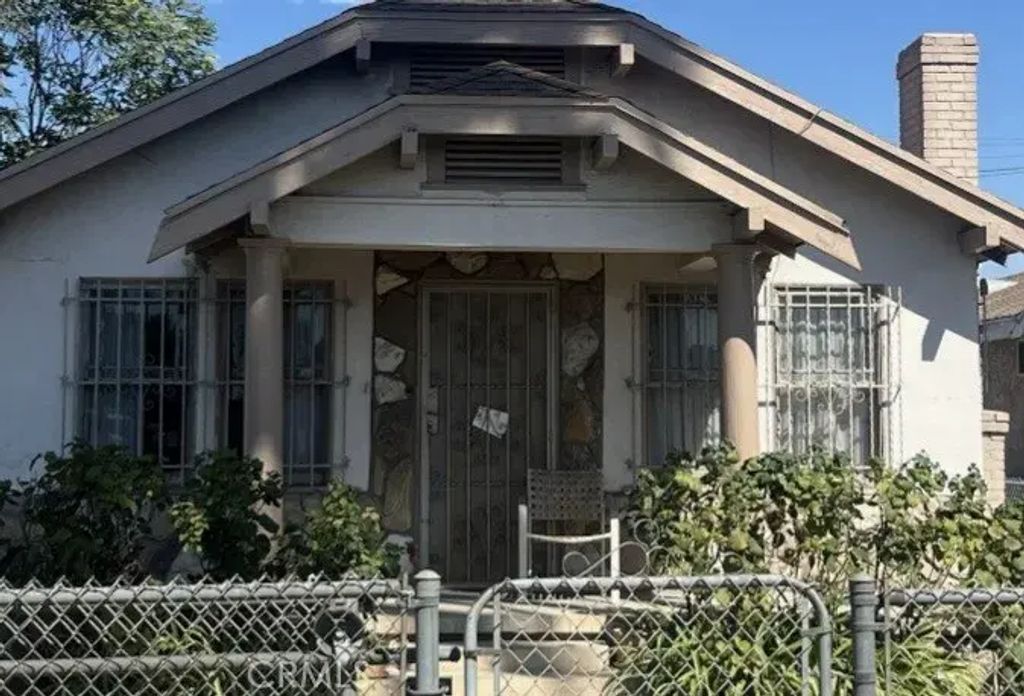 437 W 81st Street, Los Angeles