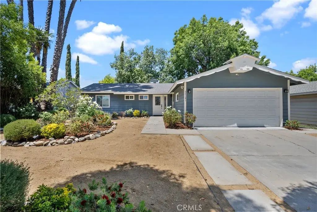 24101 Mobile Street, West Hills