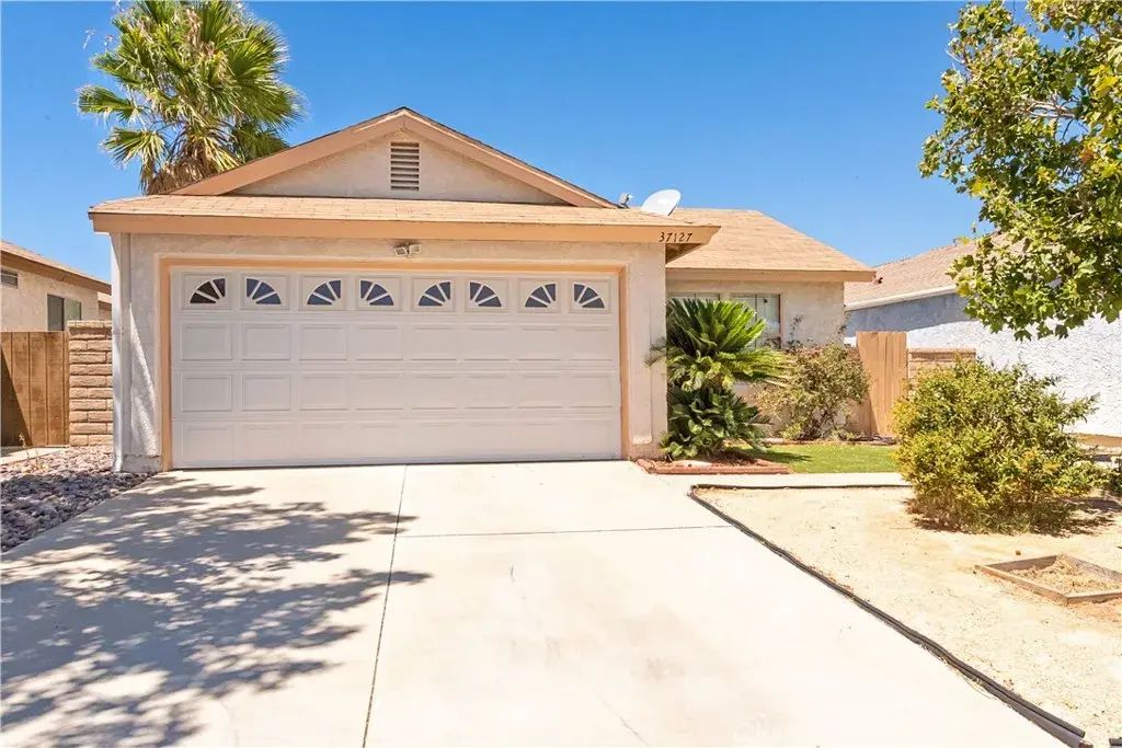 37127 29th Place East, Palmdale