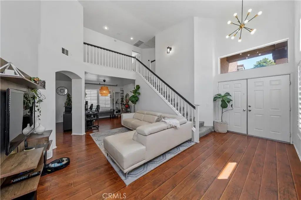 815 Autumn Lane, Corona