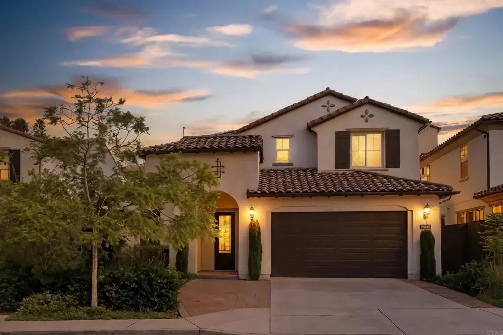 443 Machado Way, Vista