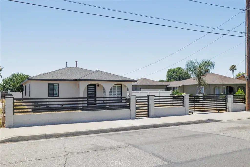 16251 Ivy Avenue, Fontana