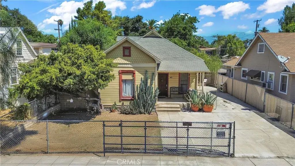 461 San Francisco Avenue, Pomona