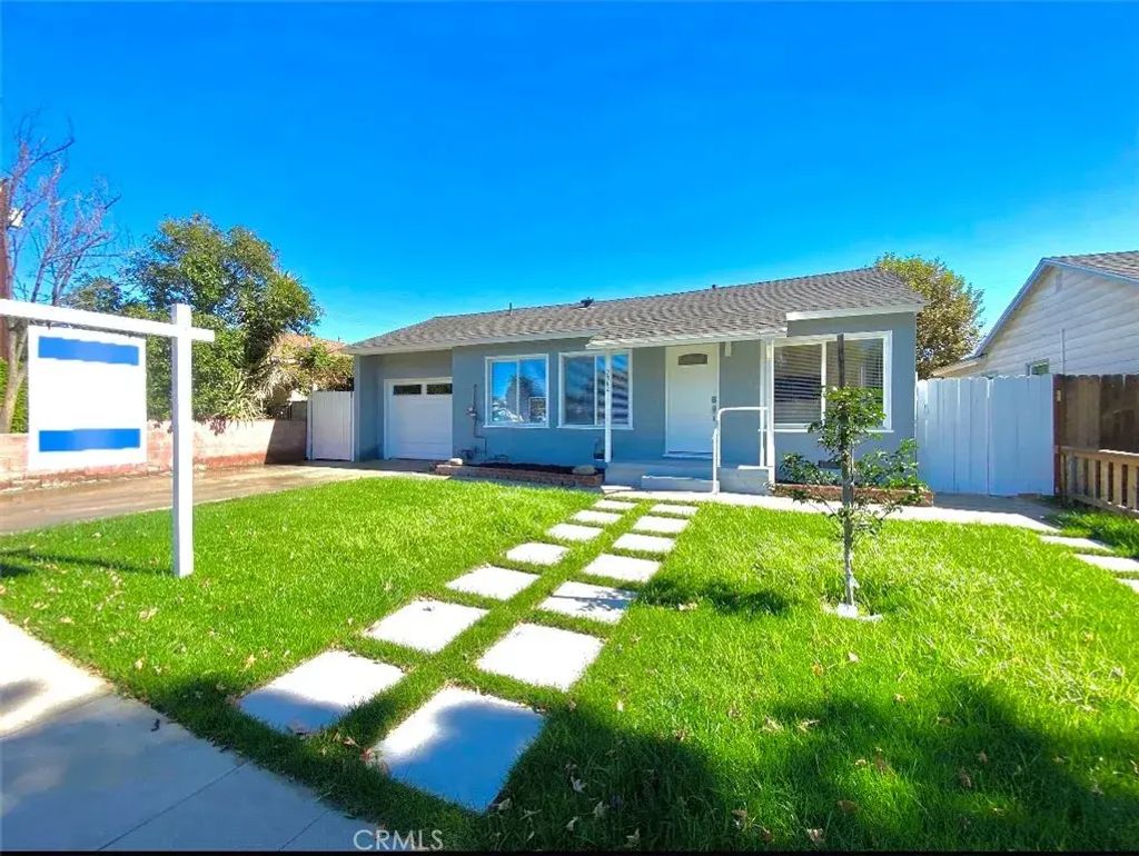 7512 Balboa Boulevard, Van Nuys