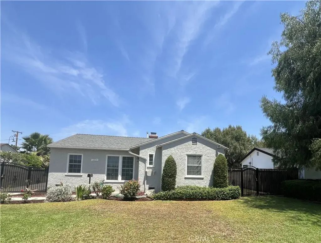 10825 Loch Avon Drive, Whittier