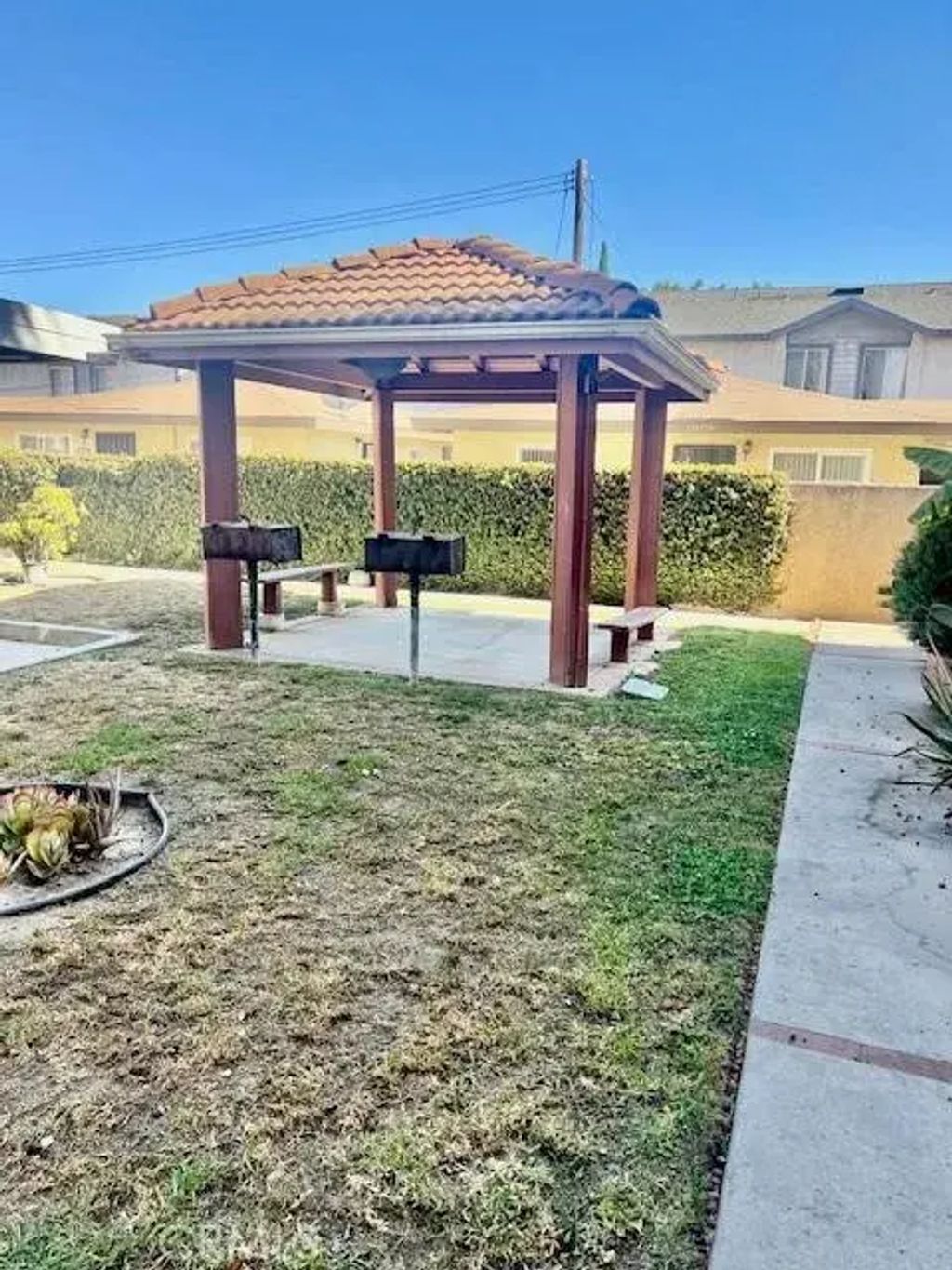 15311 Gundry Avenue 16, Paramount