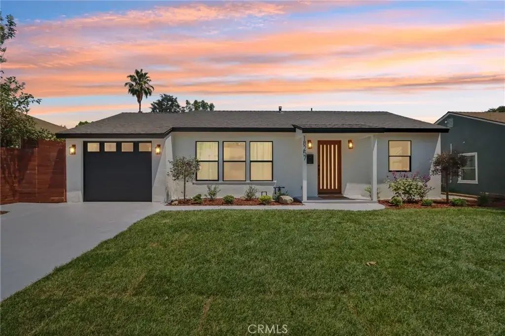 18257 Palora Street, Tarzana