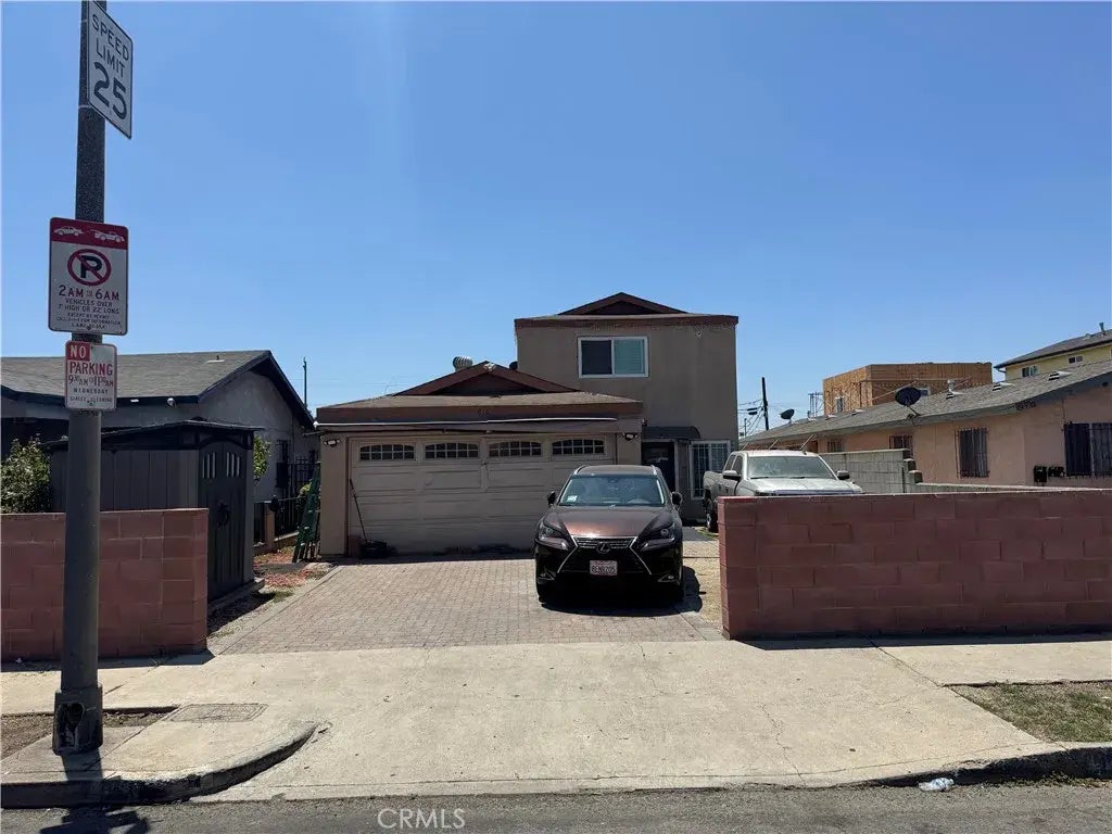 818 E 109th Place, Los Angeles