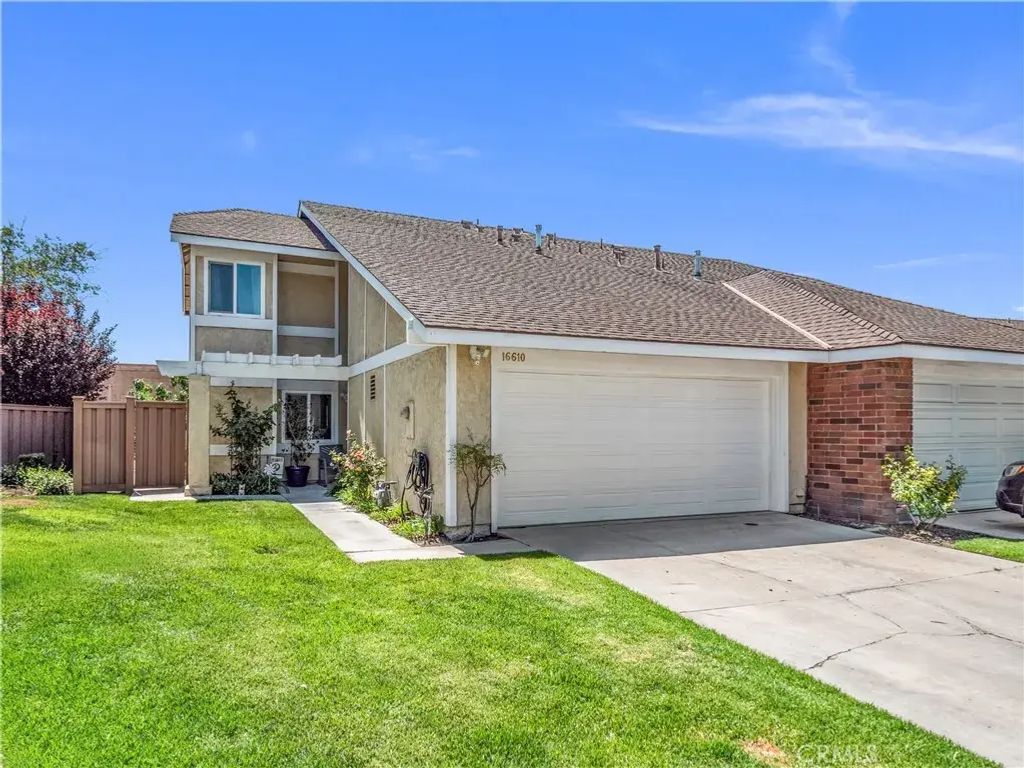 16610 Shinedale Drive, Canyon Country