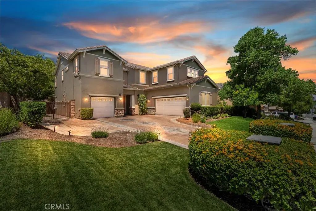 9253 Dauchy Avenue, Riverside