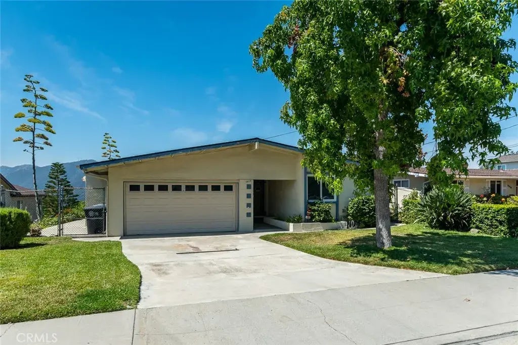 3614 Burritt Way, Glendale