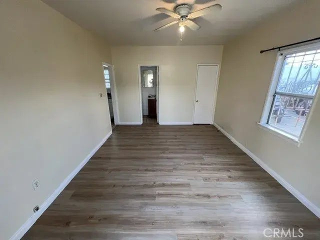 1422 W 84th Place, Los Angeles