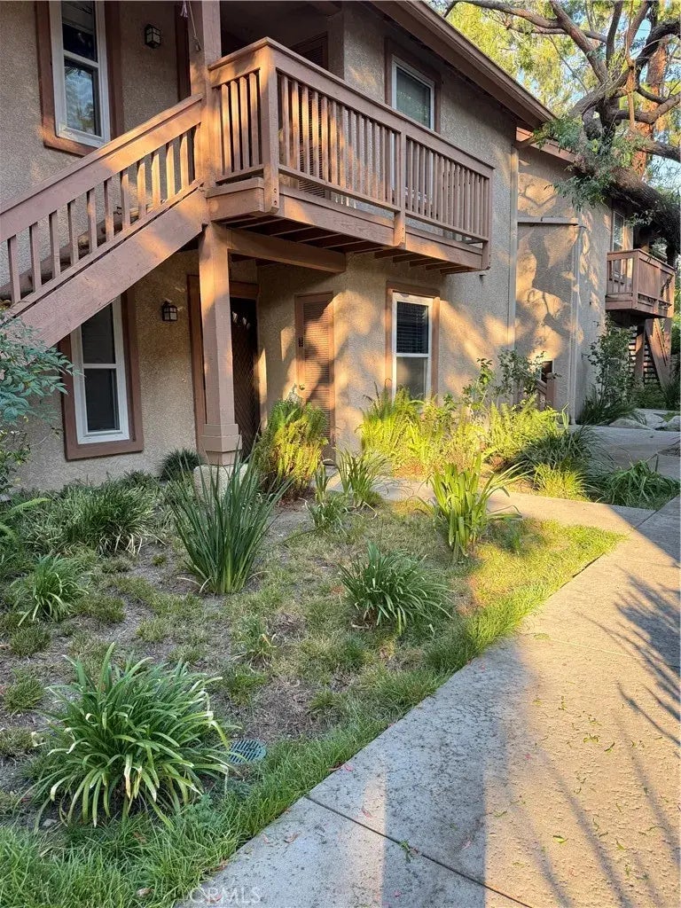 7101 Farralone Avenue 131, Canoga Park