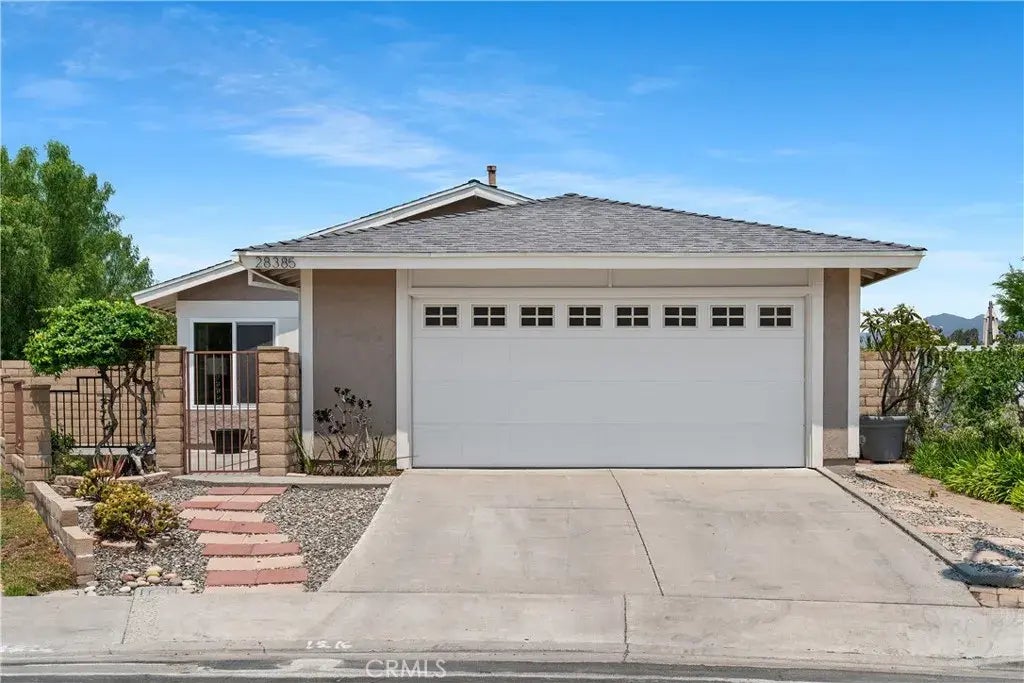 28385 Ronea, Mission Viejo