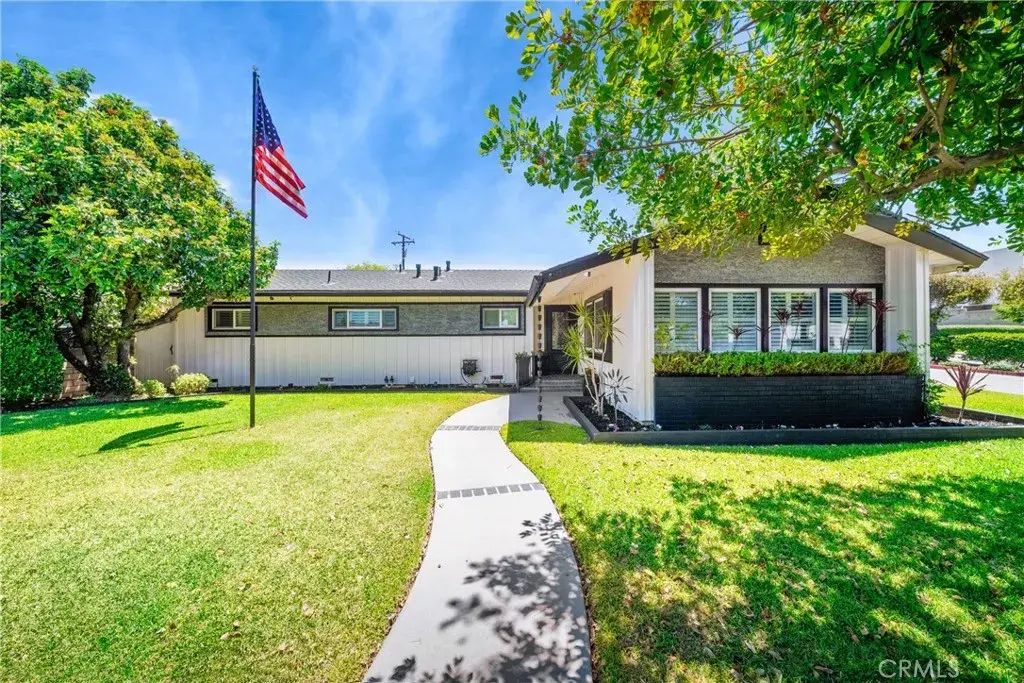 780 S Briargate Lane, Covina