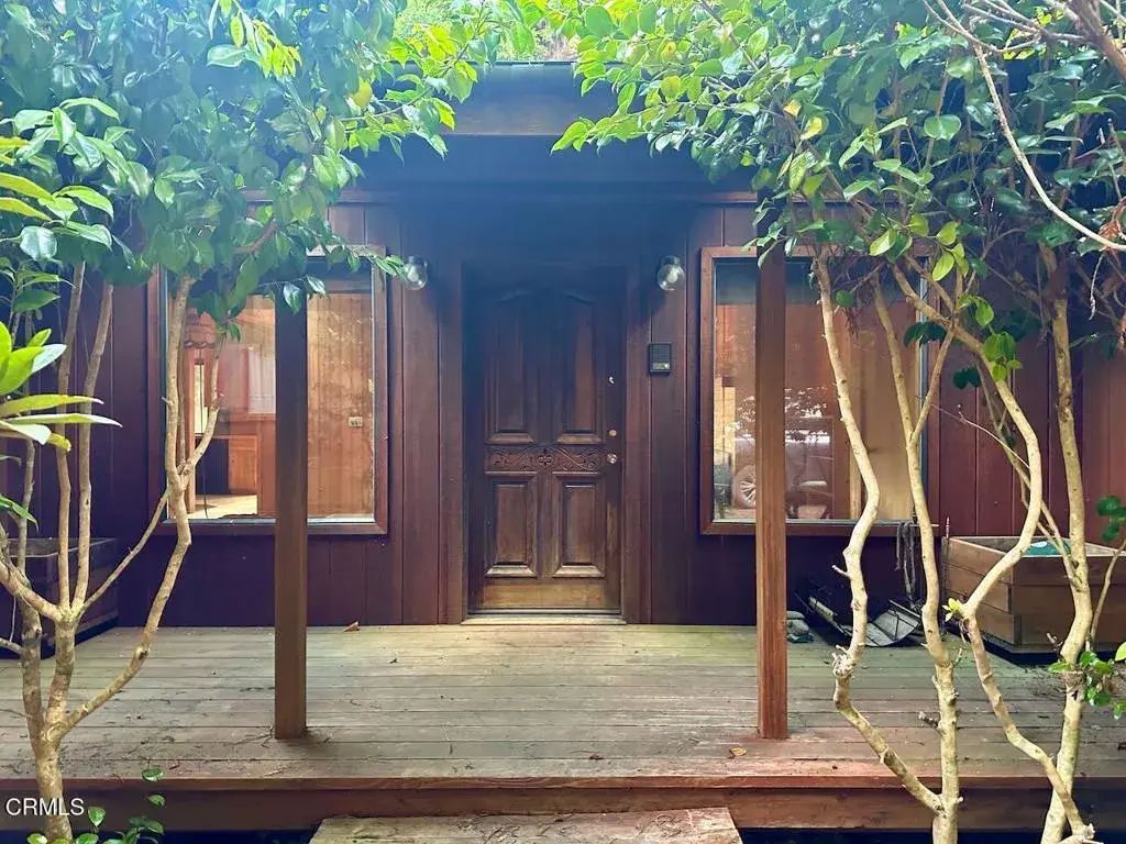 33182 Frog Pond Road, Little River