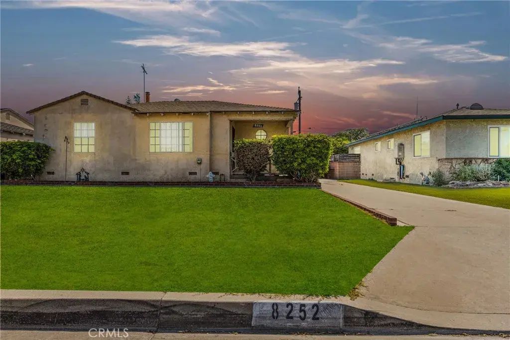 8252 Lankin Street, Downey