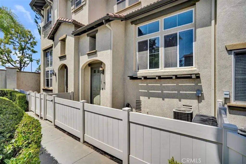 33760 Willow Haven Lane 105, Murrieta