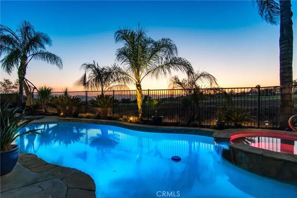 38533 Falkirk Drive, Murrieta