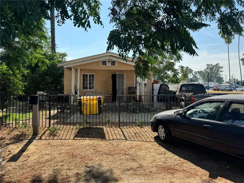 1572 N Stoddard Avenue, San Bernardino