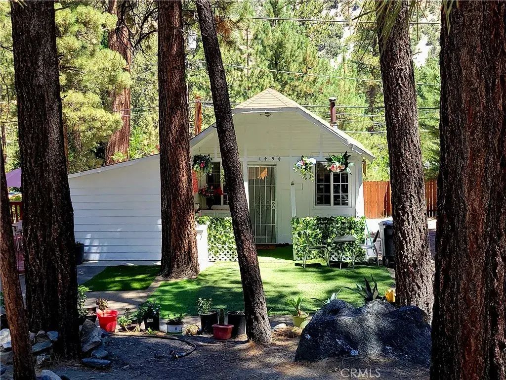 1494 Laura Street, Wrightwood