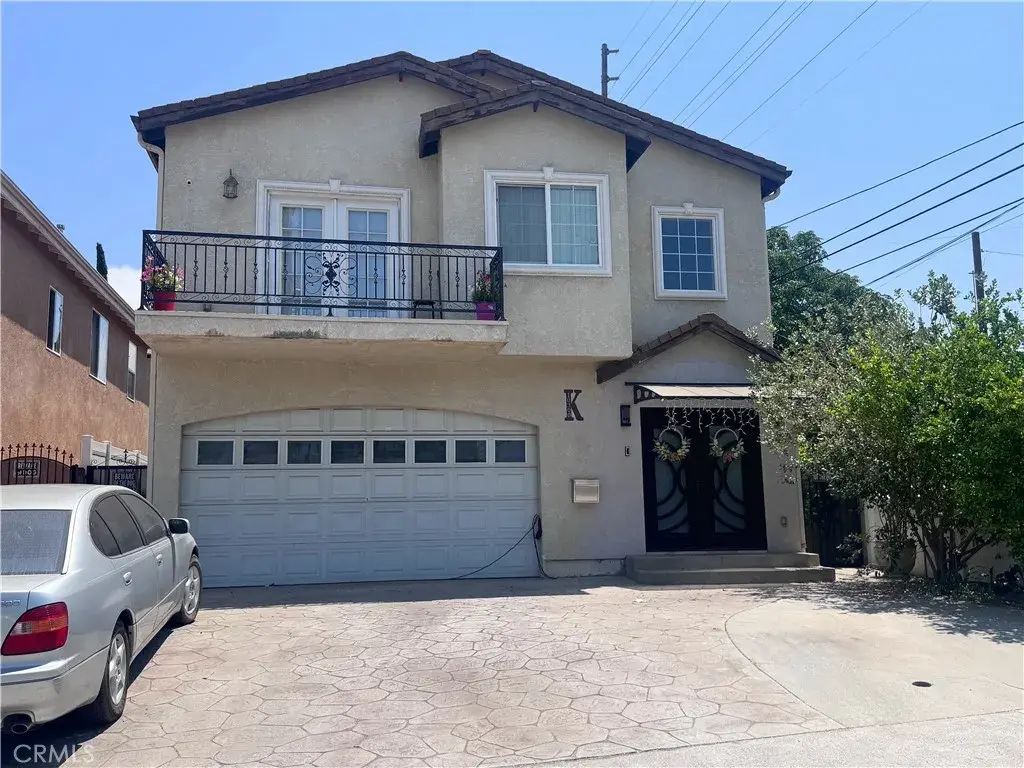 10300 Whitegate Avenue, Sunland